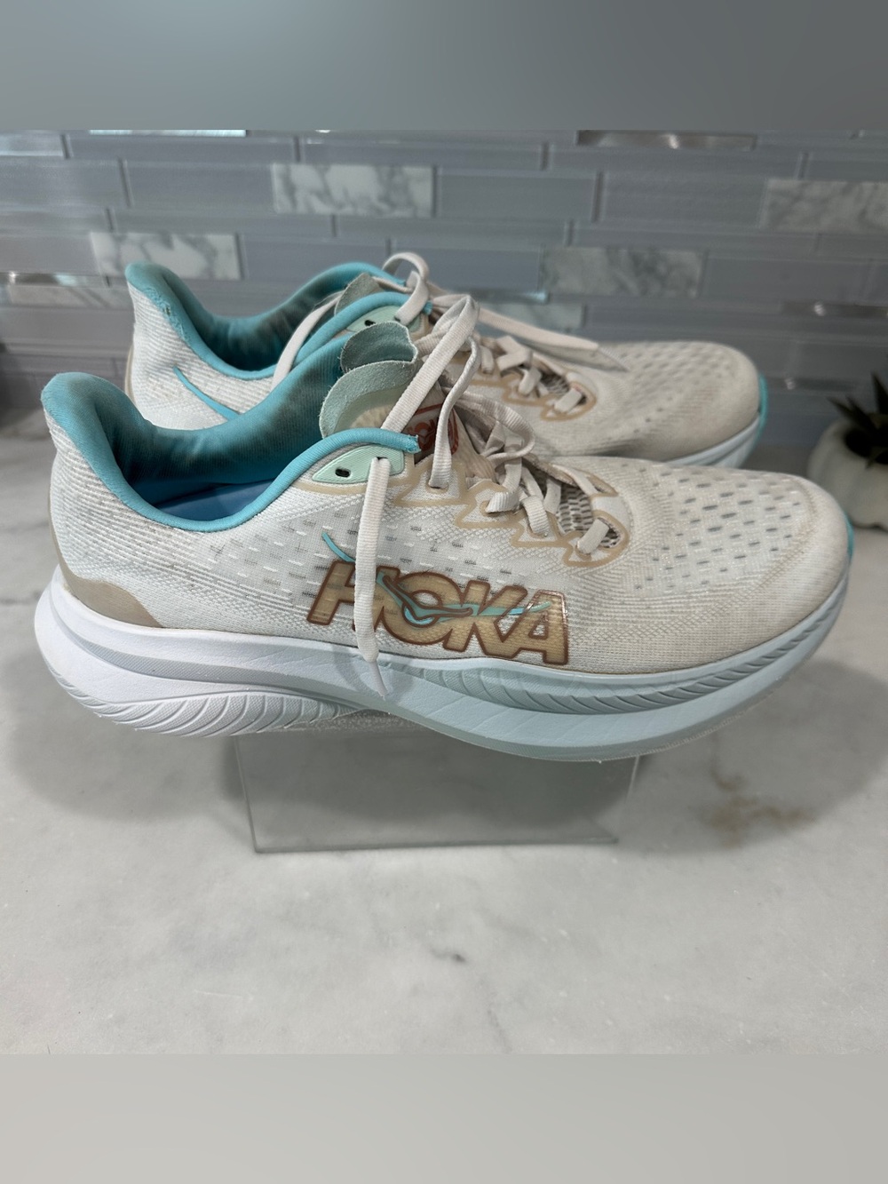 Hoka Women's Athletic Shoes in White and Teal Size 10B - Picture 6 of 8